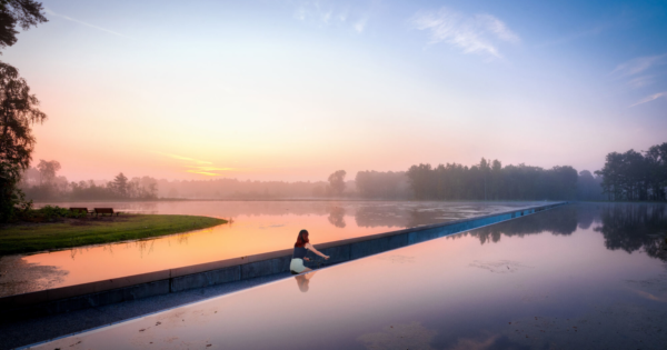 fietsen door het water logeren